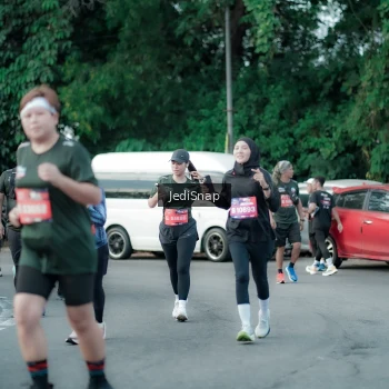 Runner Photo 3906438