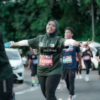 Runner Photo 3906449