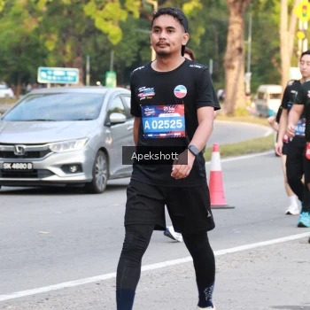 Runner Photo 3906474
