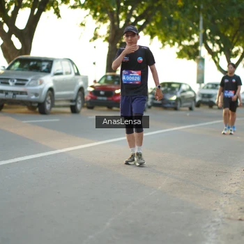 Runner Photo 3906489