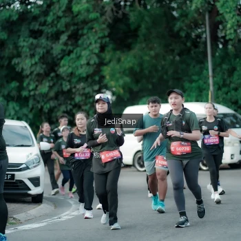 Runner Photo 3906490