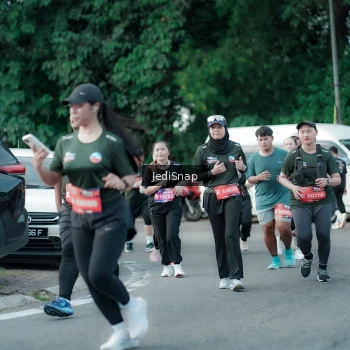 Runner Photo 3906497