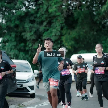 Runner Photo 3906549