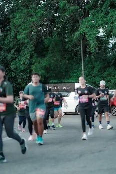 Runner Photo 3906556