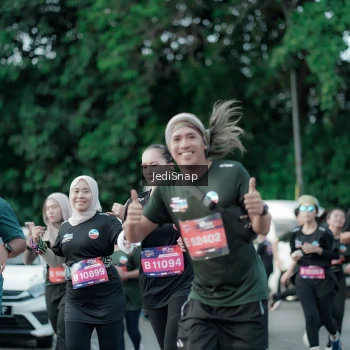 Runner Photo 3906560