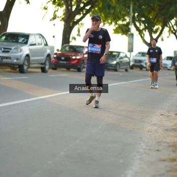 Runner Photo 3906580