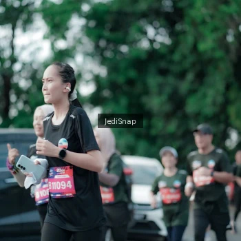Runner Photo 3906583