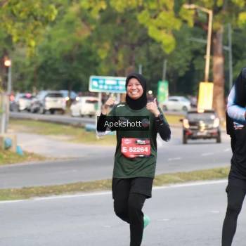 Runner Photo 3906587