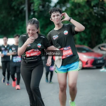 Runner Photo 3906625