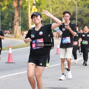 Runner Photo 3906635