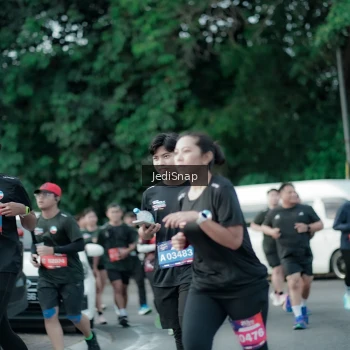 Runner Photo 3906668