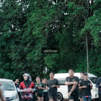 Runner Photo 3906707