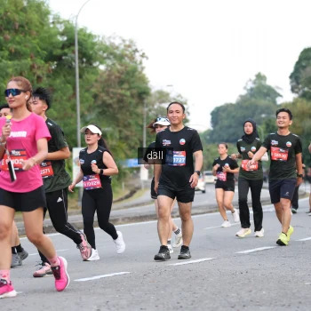 Runner Photo 3906715