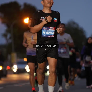 Runner Photo 3906760