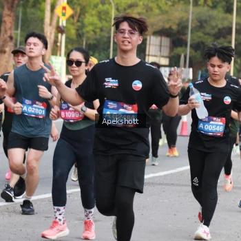 Runner Photo 3906791