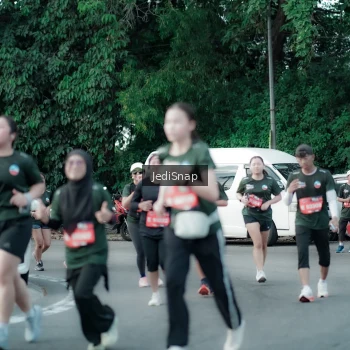Runner Photo 3906825