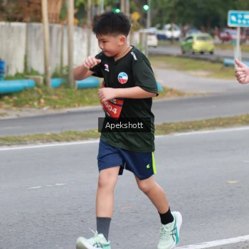 Runner Photo 3906847
