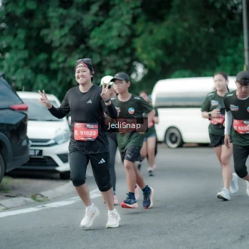 Runner Photo 3906849