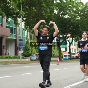 Runner Photo 3906852