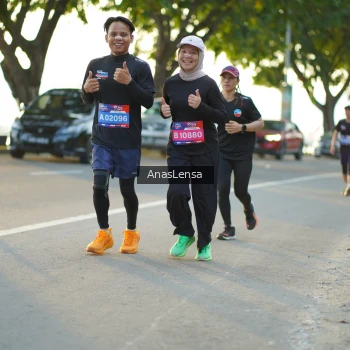Runner Photo 3906856