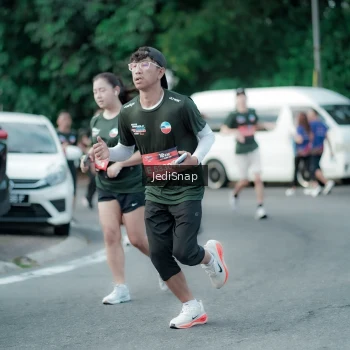 Runner Photo 3906868