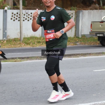 Runner Photo 3906876