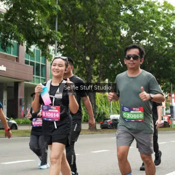 Runner Photo 3906877