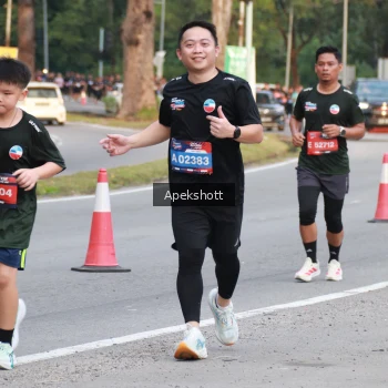 Runner Photo 3906920