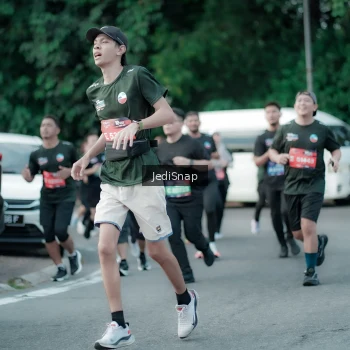 Runner Photo 3906932