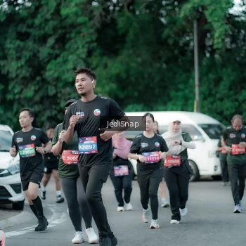 Runner Photo 3906972