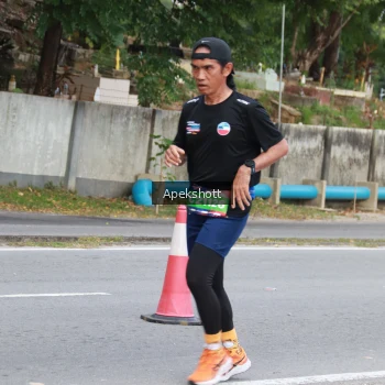 Runner Photo 3906985