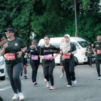 Runner Photo 3906986