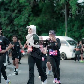 Runner Photo 3907003