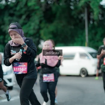 Runner Photo 3907025