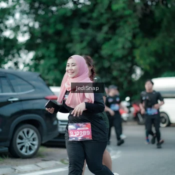 Runner Photo 3907040
