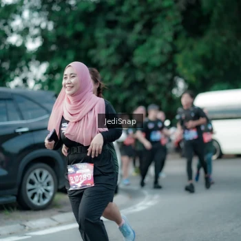 Runner Photo 3907046
