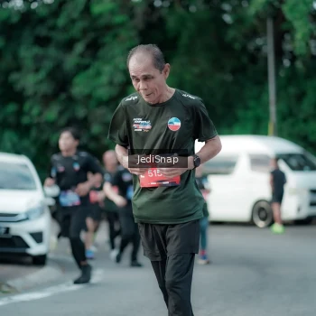 Runner Photo 3907083