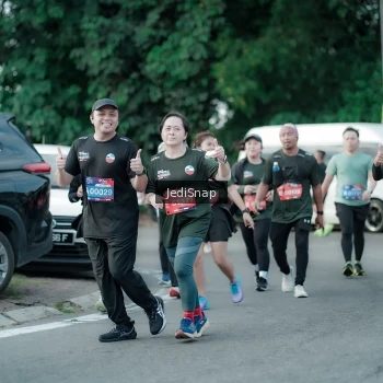 Runner Photo 3907097