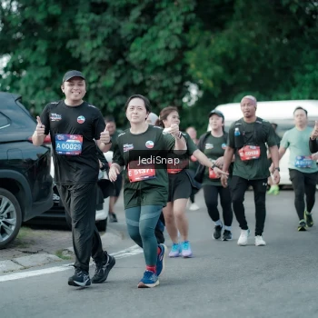 Runner Photo 3907111