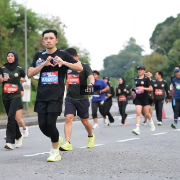 Runner Photo 3907112