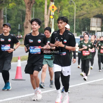 Runner Photo 3907137