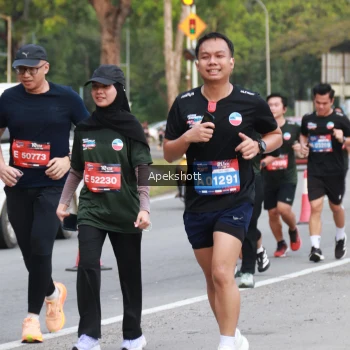 Runner Photo 3907143