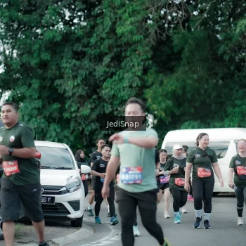 Runner Photo 3907160