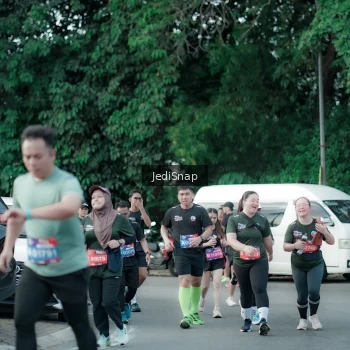Runner Photo 3907179