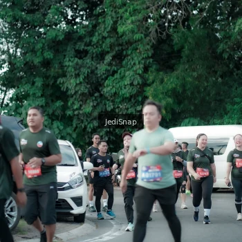 Runner Photo 3907187
