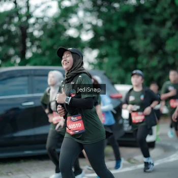 Runner Photo 3907194