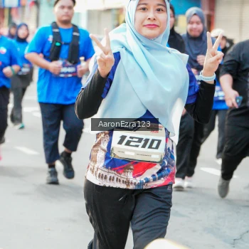 Runner Photo 3907234