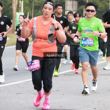 Runner Photo 3907274