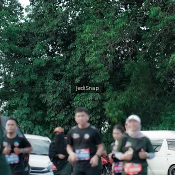 Runner Photo 3907300