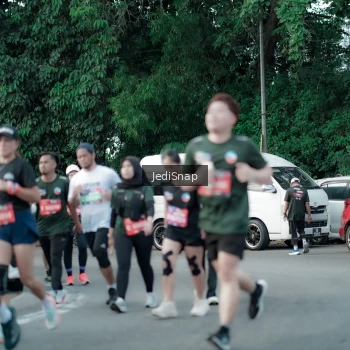Runner Photo 3907359